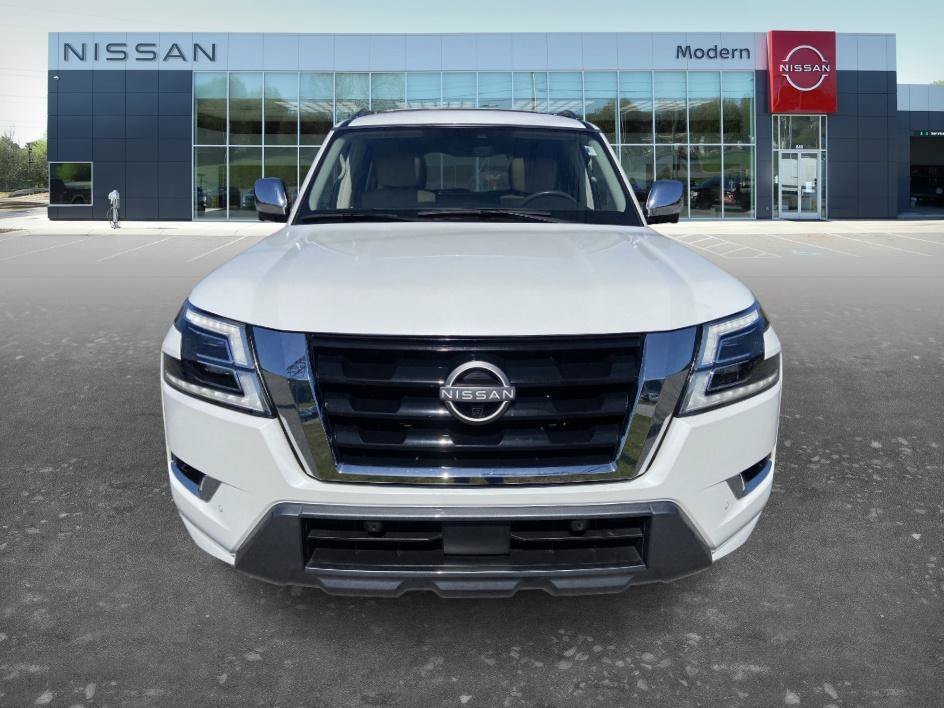 Certified Used 2023 Aspen White Tricoat Nissan Platinum image 2