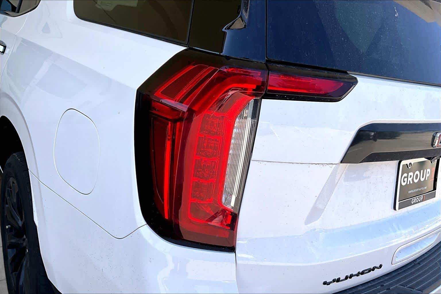 Used 2021 Summit White GMC Denali image 27