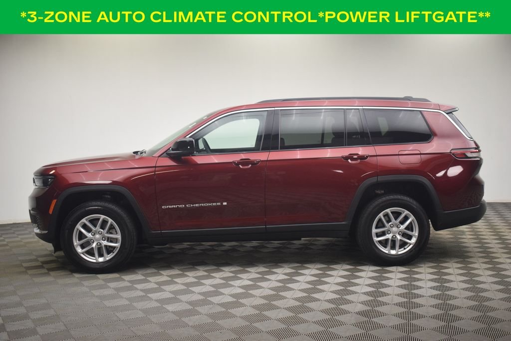 Used 2025 Velvet Red Pearlcoat Jeep Laredo image 13