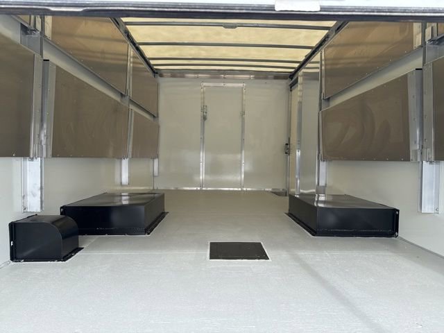 New 2025 Summit White Chevrolet 2WT image 10