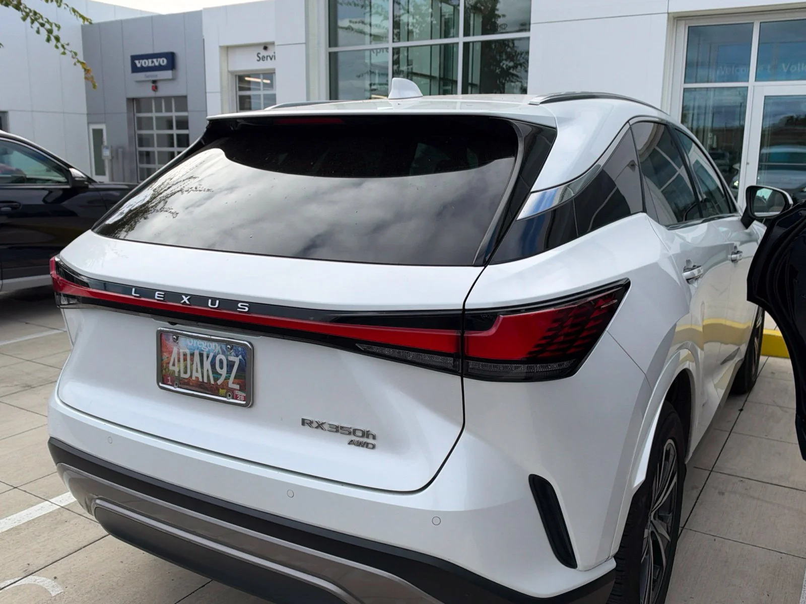 Used 2024 White Lexus 350h Premium image 6