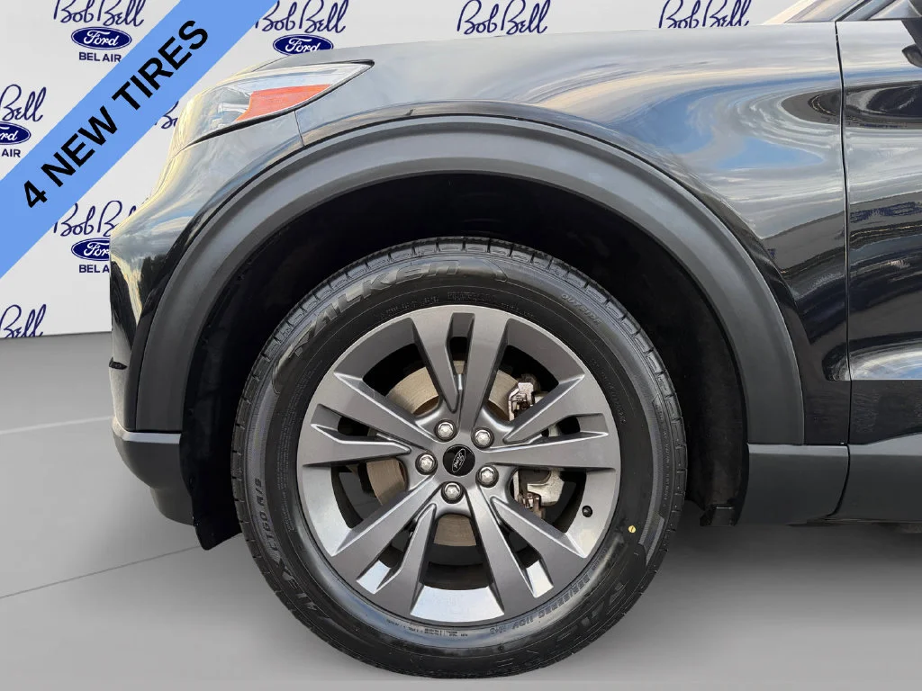 Used 2022 Black Metallic Ford XLT image 15