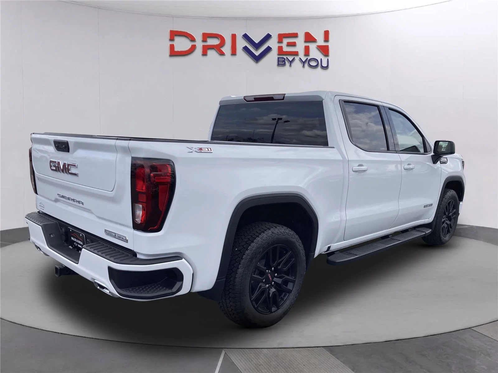 New 2026 Summit White GMC Elevation image 5