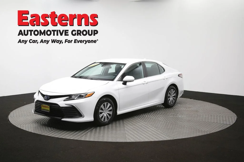 Used 2023 White Toyota LE image 50