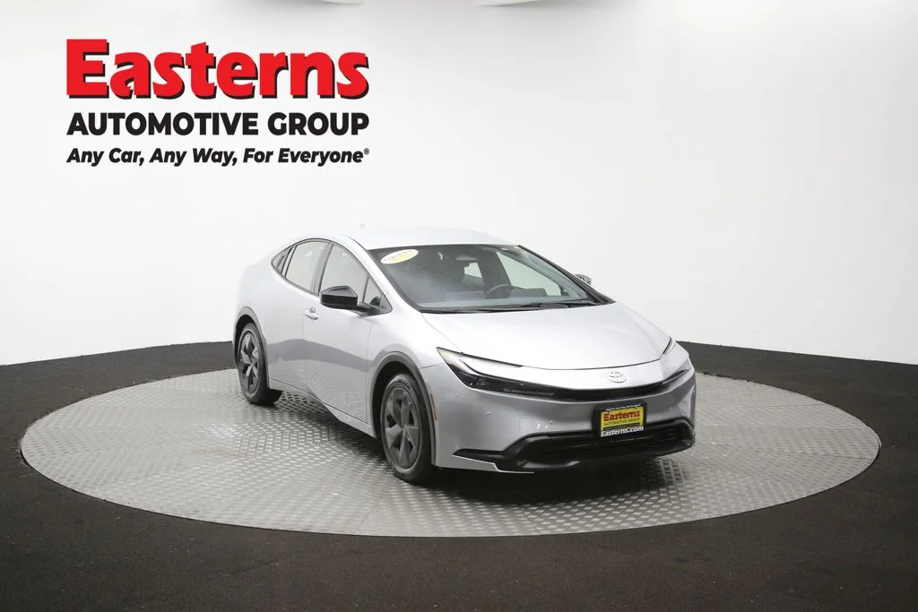 Used 2025 Gray Toyota LE image 48