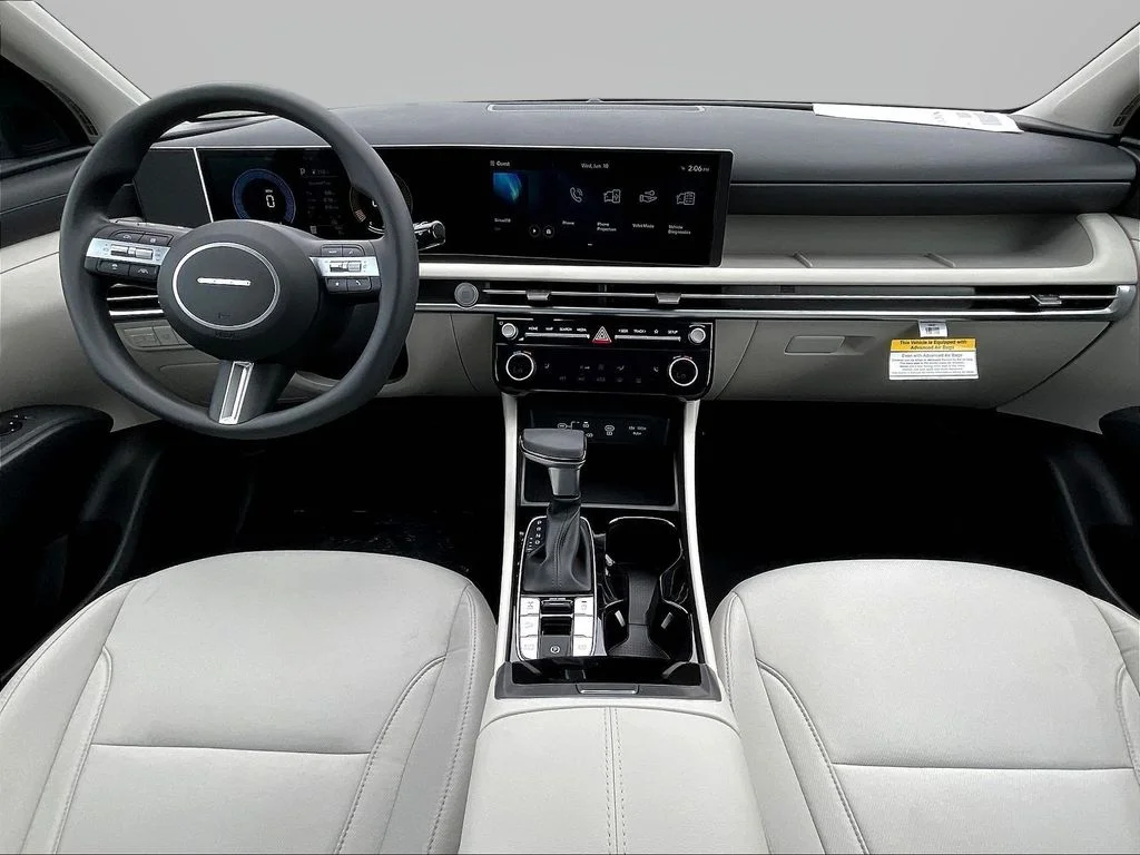 New 2026 White Hyundai SEL image 5