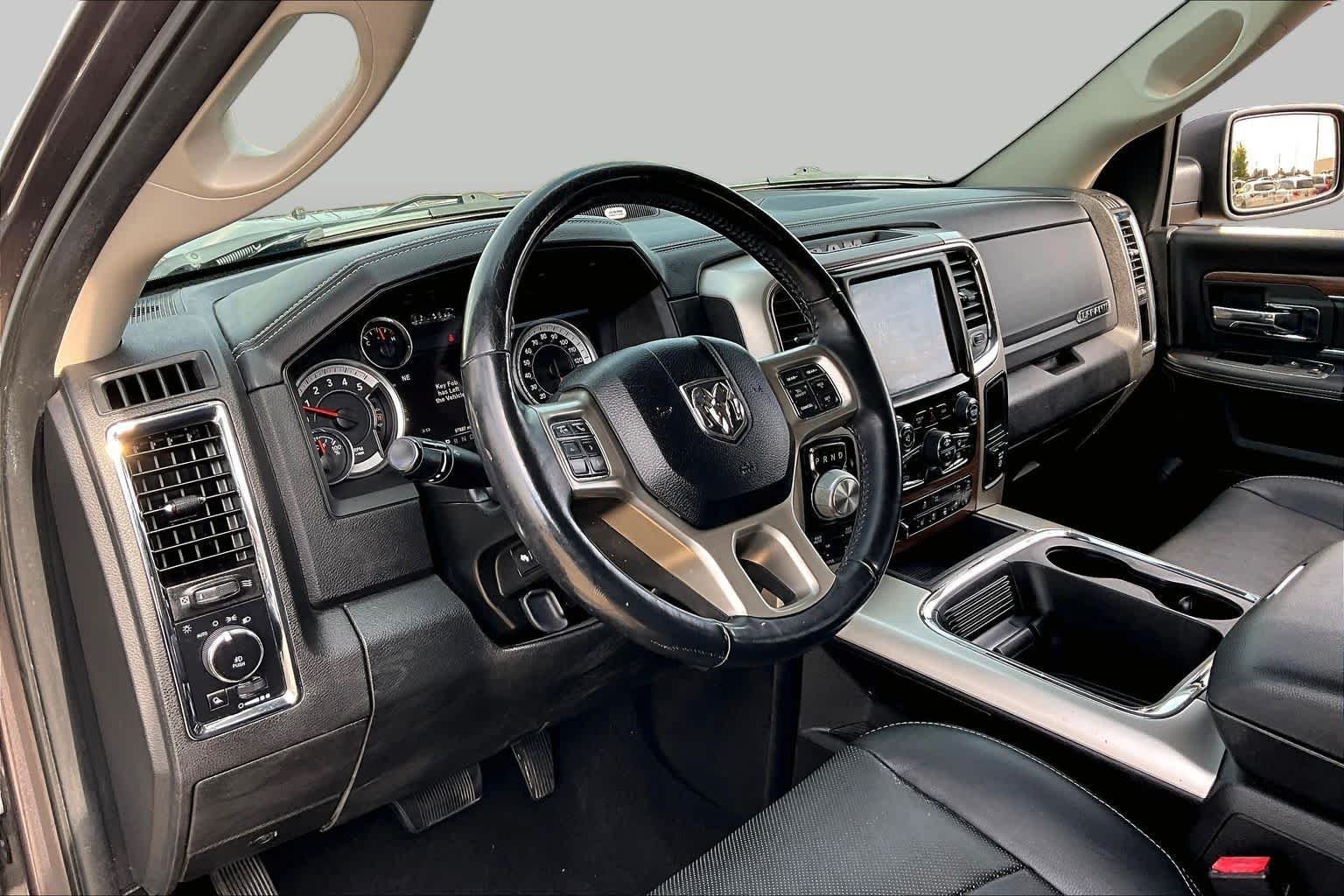 Used 2018 Granite Crystal Metallic Clearcoat Ram Laramie image 18