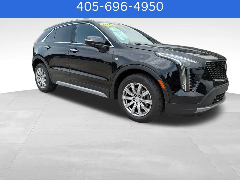 Pre-Owned 2023 Cadillac XT4 FWD Premium Luxury