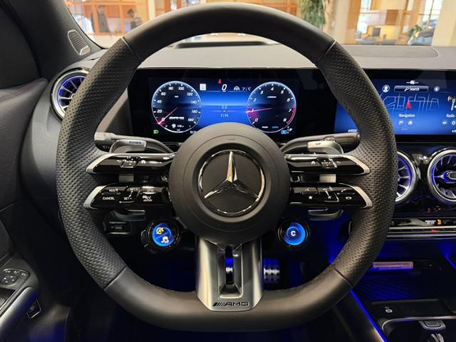 Certified Used 2026 Mountain Grey Metallic Mercedes-Benz 4MATIC® image 17