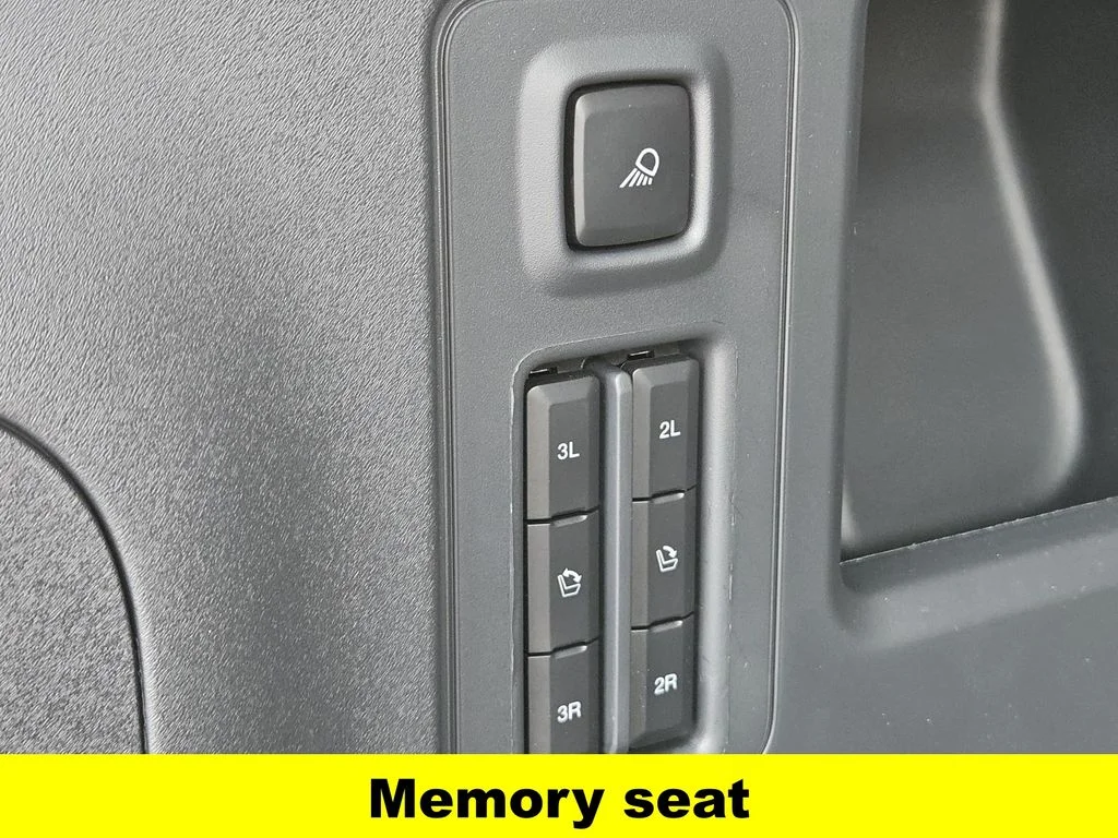 New 2026 Agate Black Metallic Ford Platinum® image 13