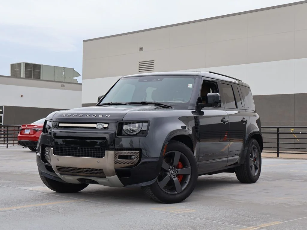 Certified Used 2025 Carpathian Gray Premium Metallic Land Rover X image 1