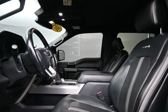 2019 Ford F-150 Platinum - Photo 17