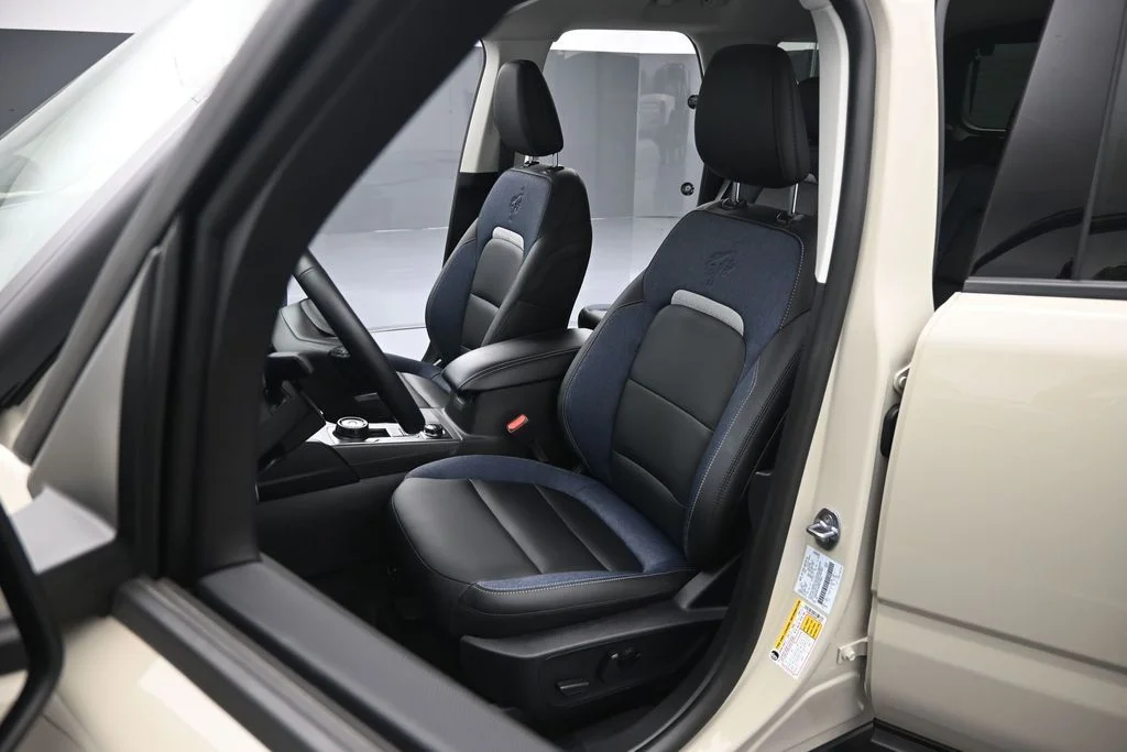 Certified Used 2025 Beige Ford Outer Banks image 9