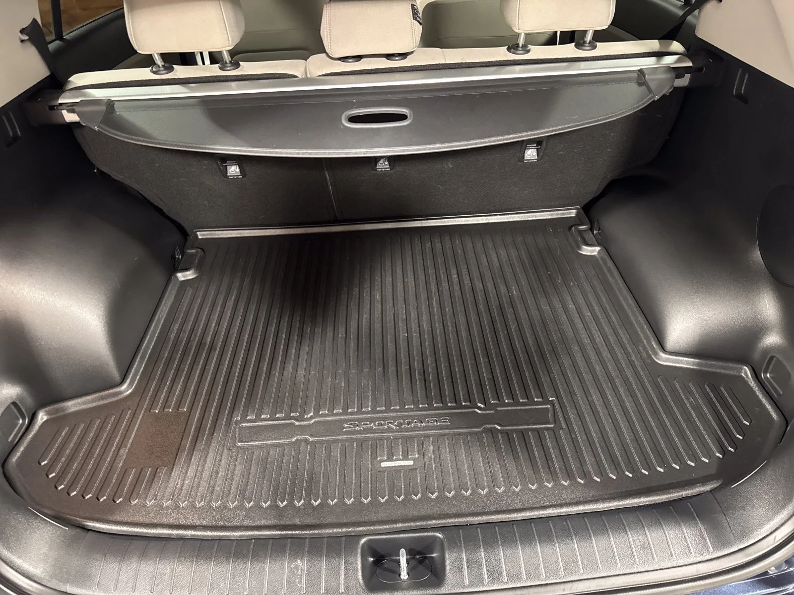 Used 2021 Pacific Blue Kia LX image 22
