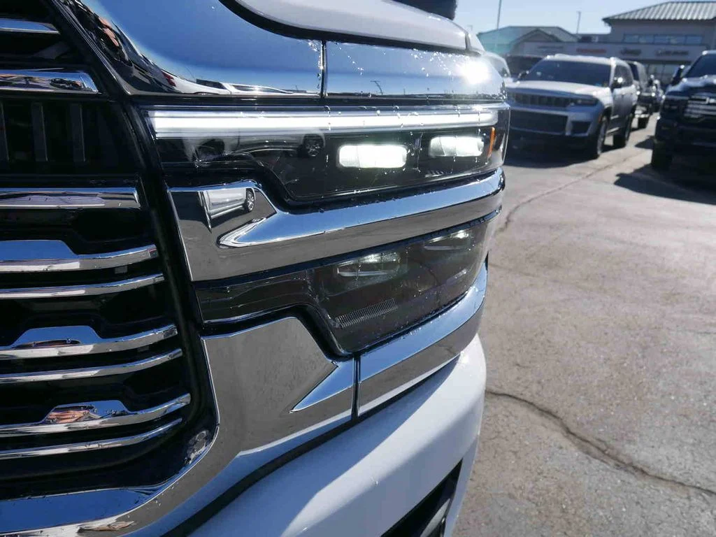 New 2026 White Ram Limited image 31
