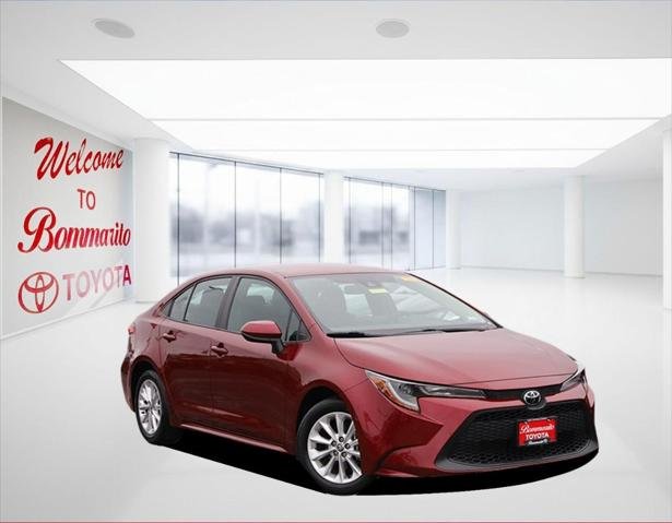 Certified Used 2022 RUBY FLARE PEARL Toyota  image 2
