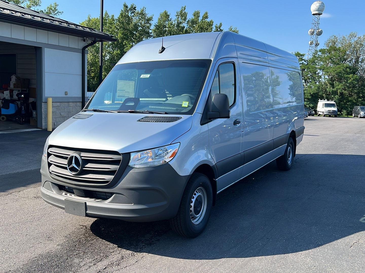 New 2026 high-tech silver metallic Mercedes-Benz Cargo Van 170" 4cyl SO image 5