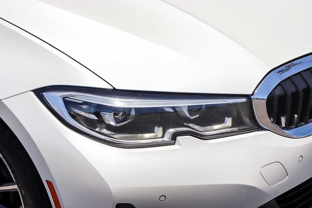 Used 2019 White BMW 330i image 11