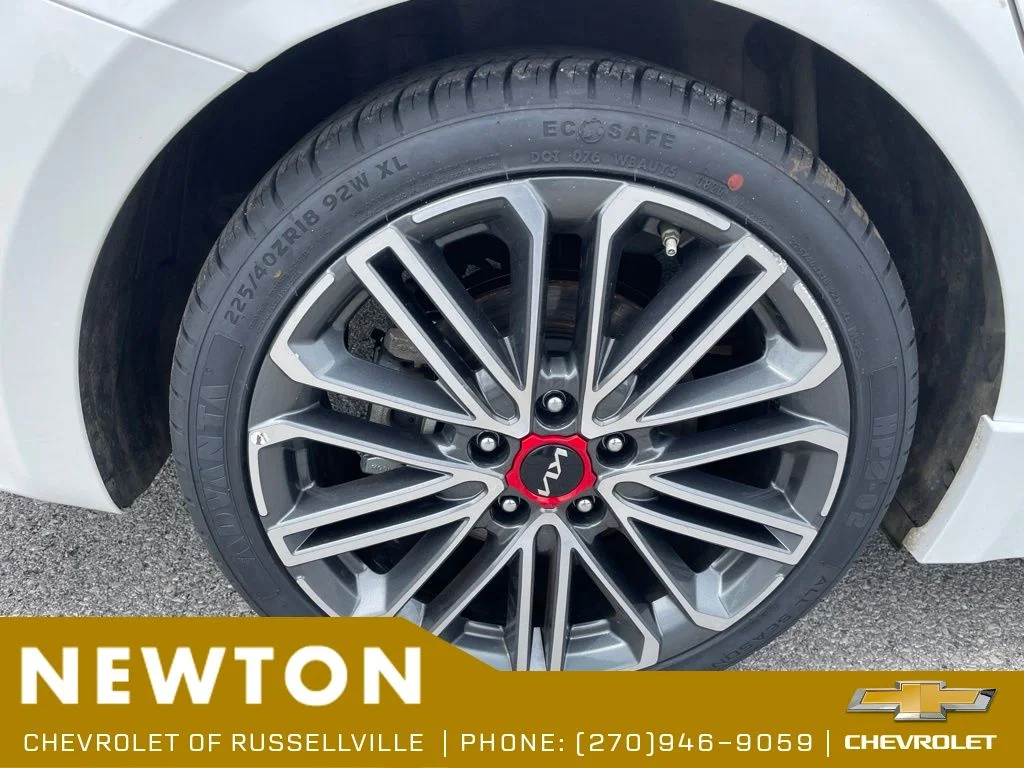 Used 2024 White Kia GT image 43