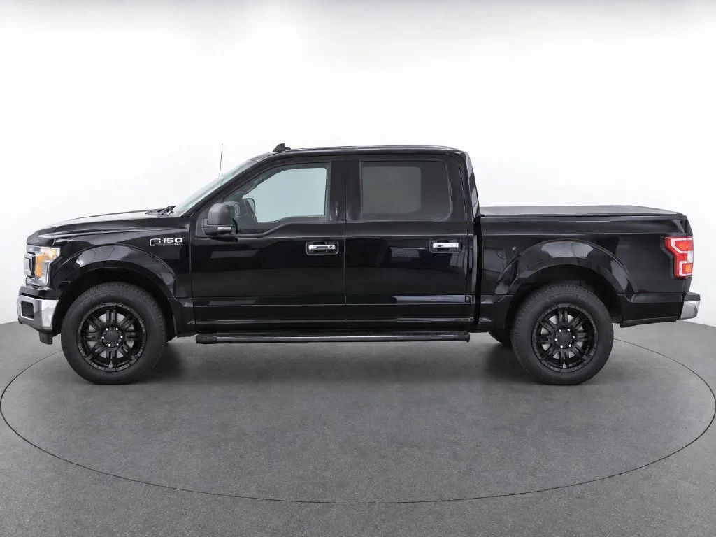 Used 2020 Black Ford XLT image 7