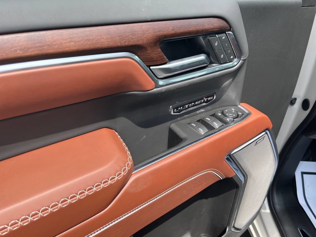 New 2026 Coastal Dune GMC Denali Ultimate image 11