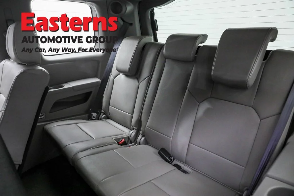 Used 2014 White Honda Touring image 25