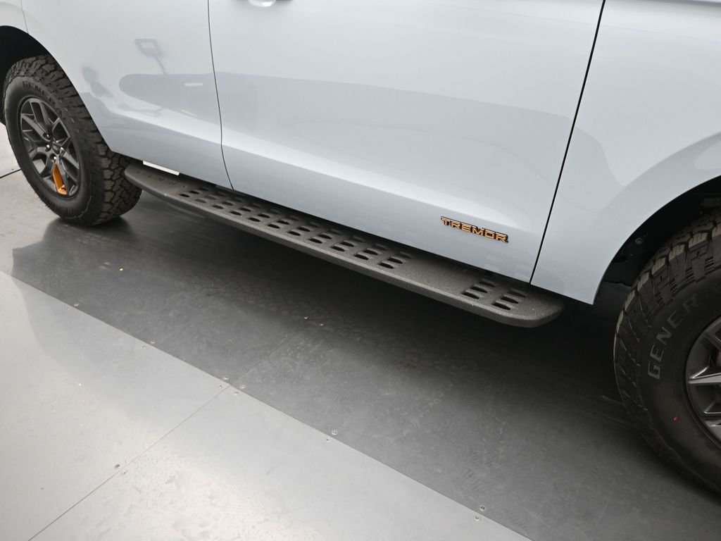 New 2026 Glacier Gray Metallic Tri-Coat Ford Tremor image 27