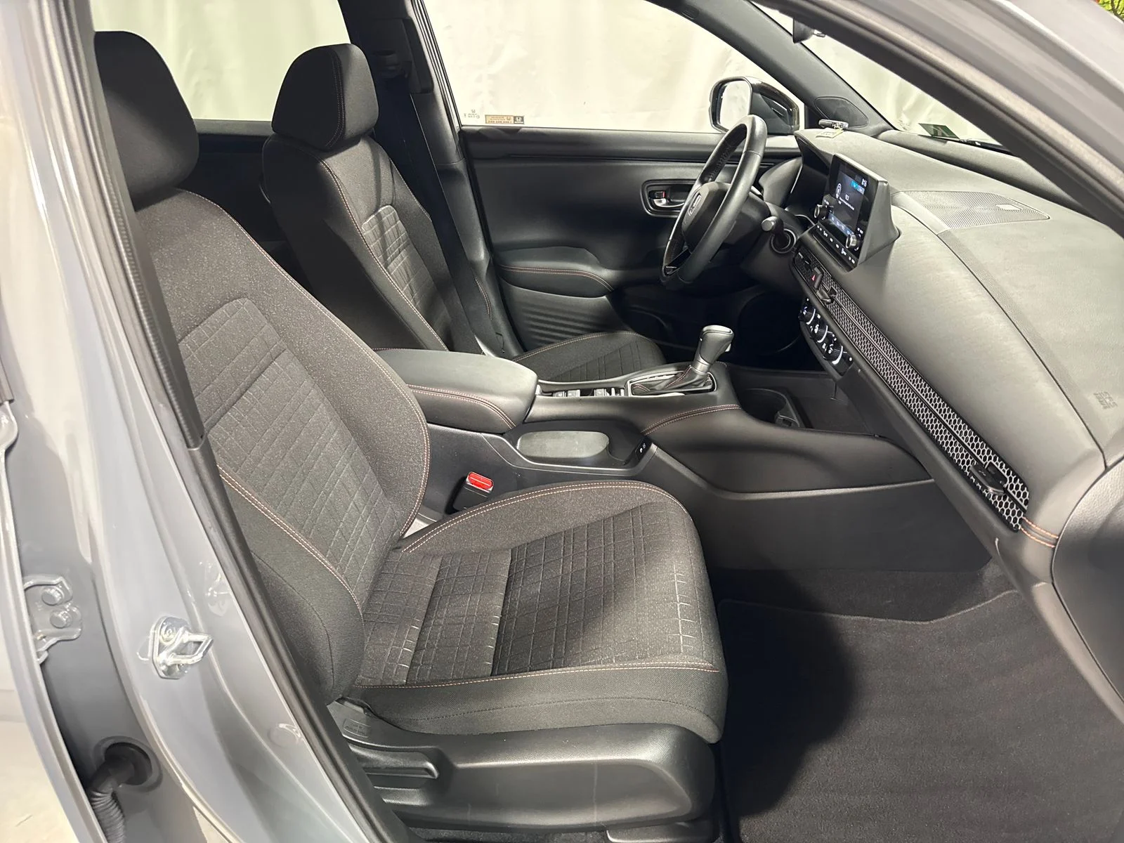 Used 2024 Urban Gray Pearl Honda Sport image 27
