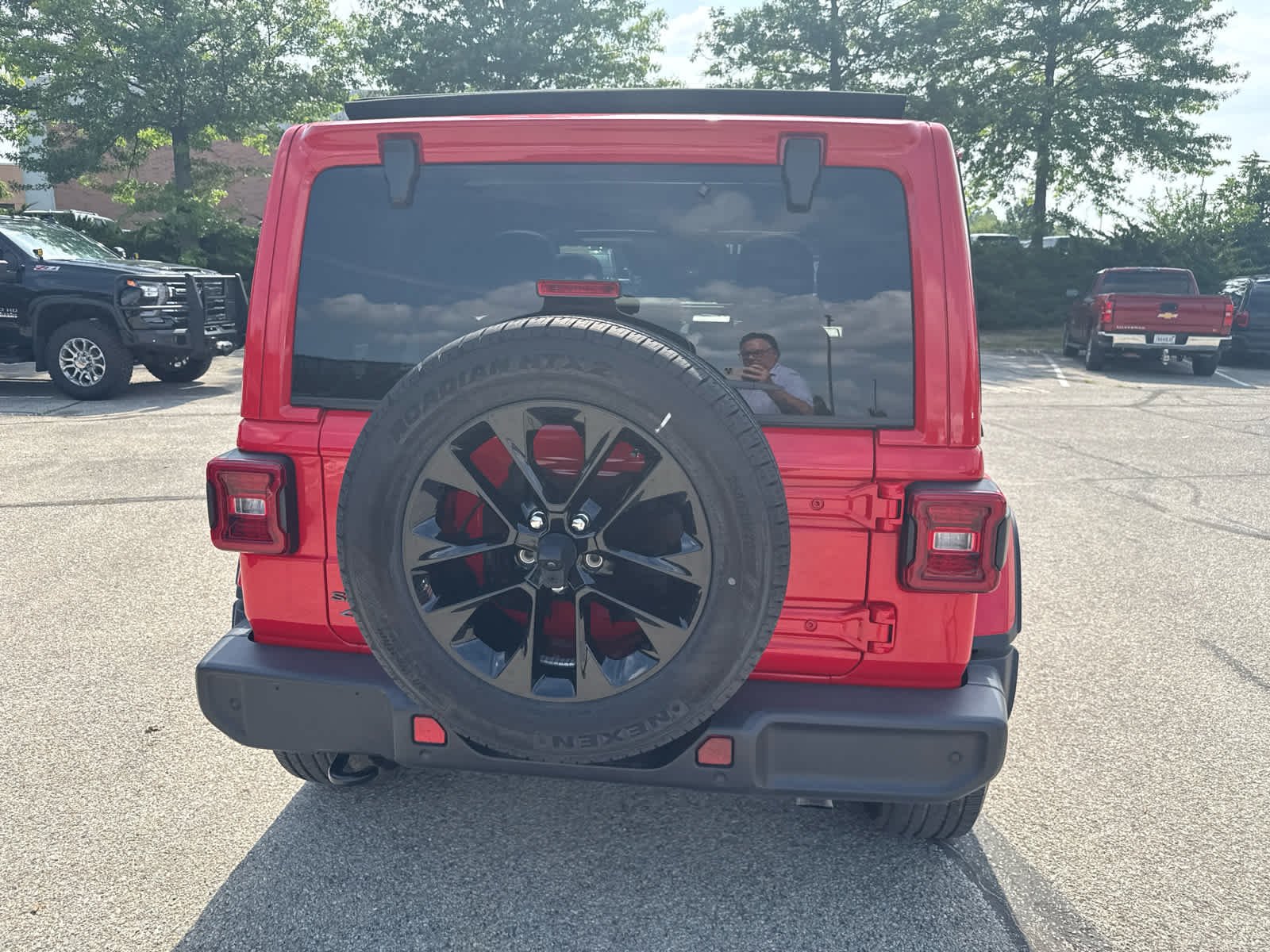 Used 2025 Firecracker Red Clearcoat Jeep Sahara image 5