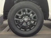 2024 Toyota Tacoma SR5 - Photo 7