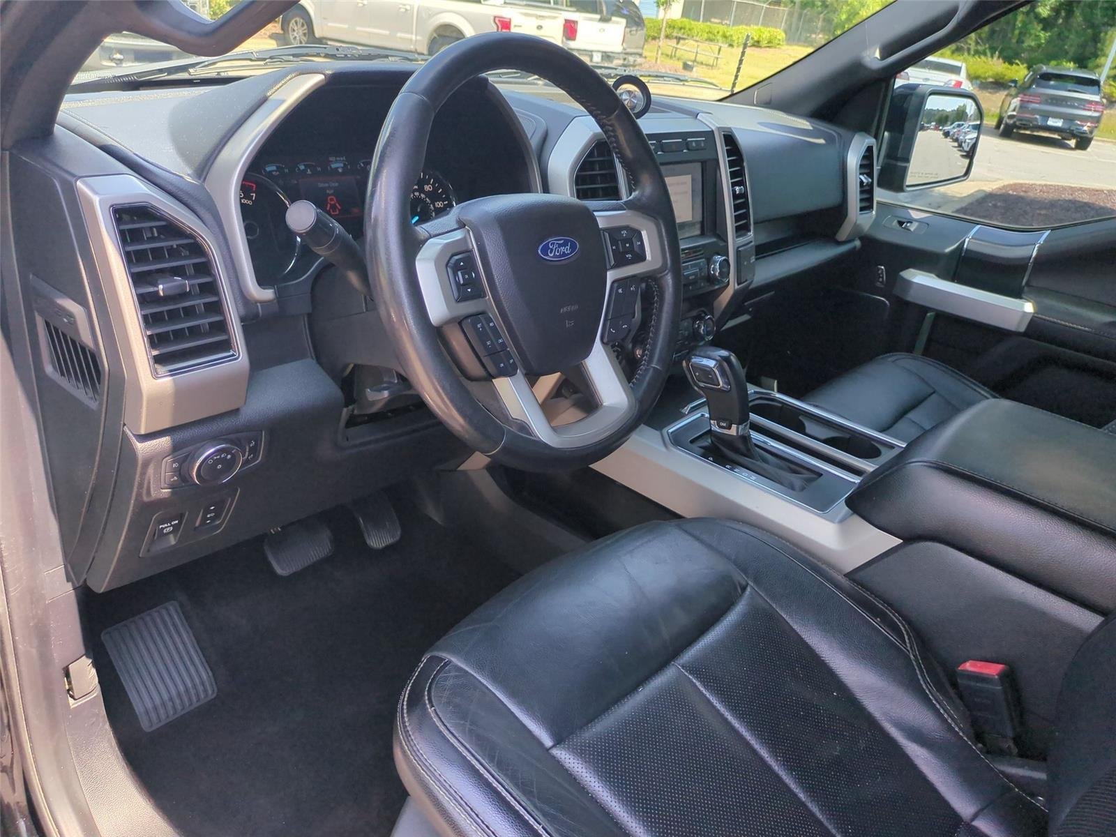 Used 2020 Agate Black FORD LARI image 19