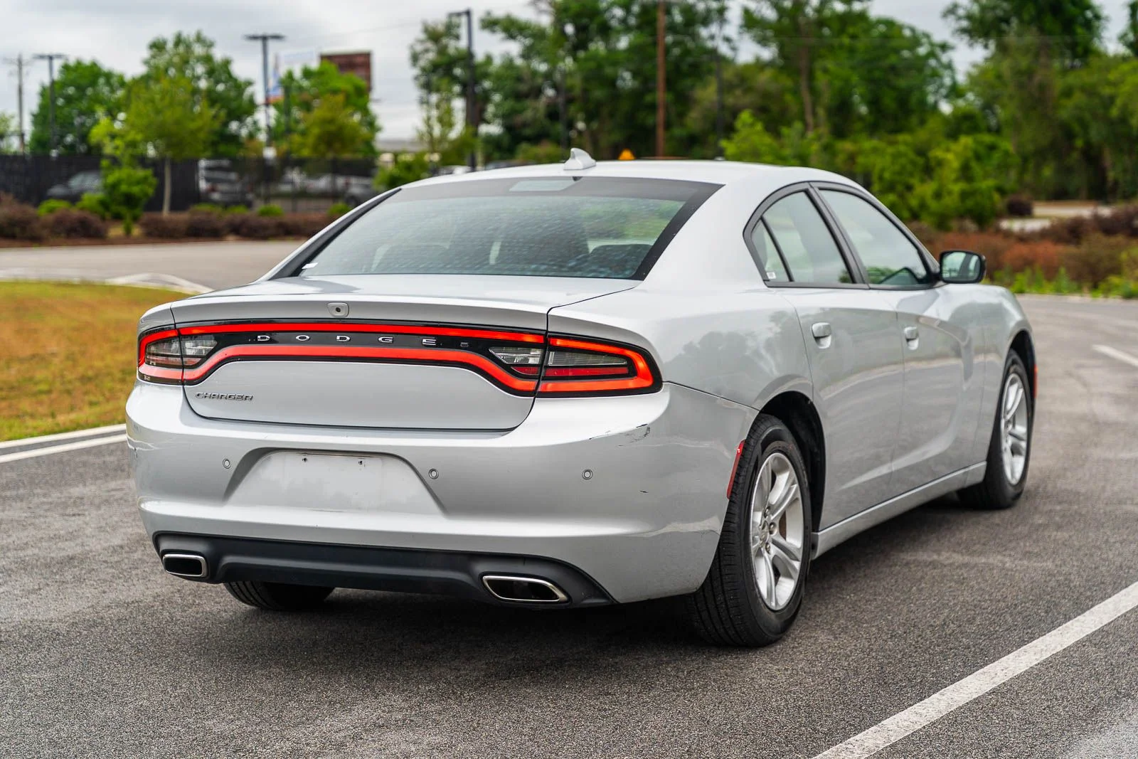 Used 2023 Silver Dodge SXT image 6