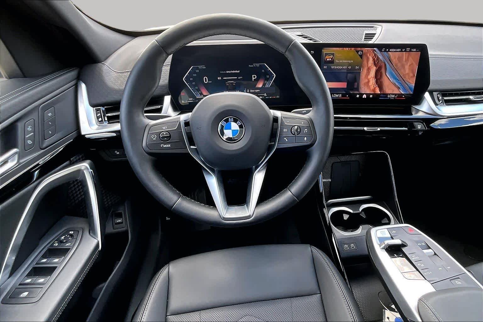 Used 2026 Black Sapphire Metallic BMW xDrive28i image 5