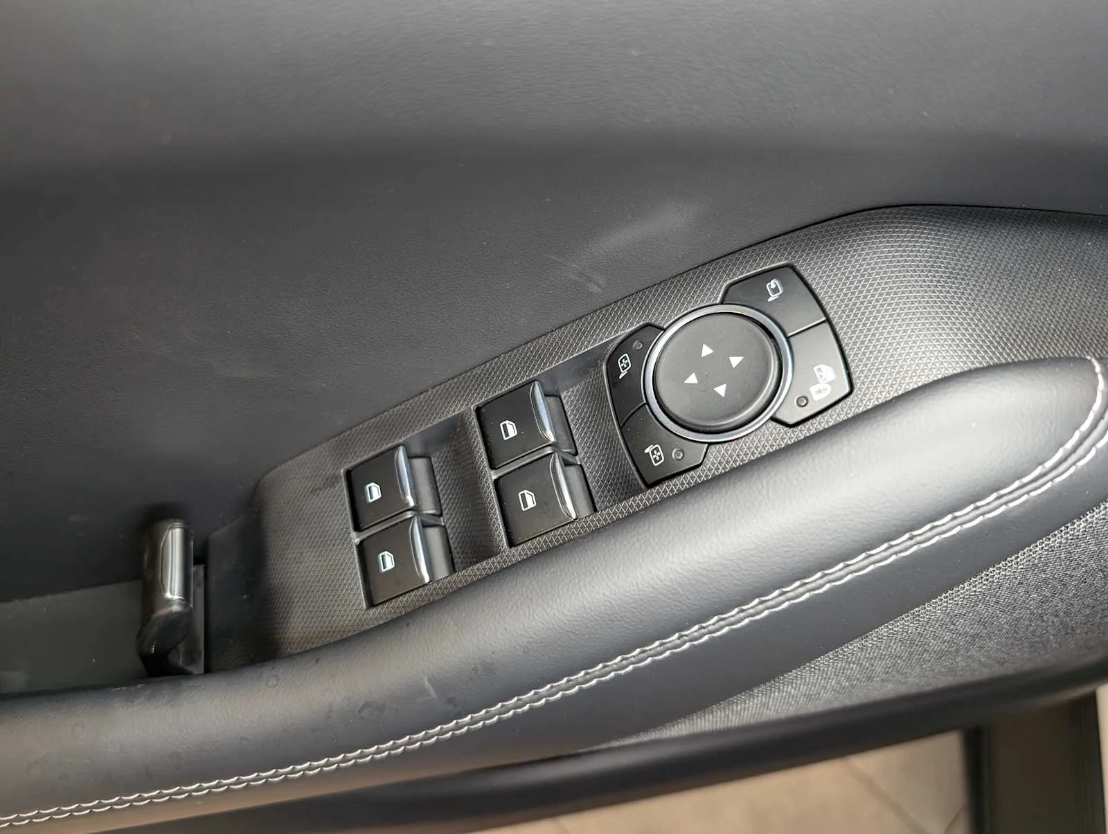 2025 Ford Mustang Mach-E Premium - Photo 33