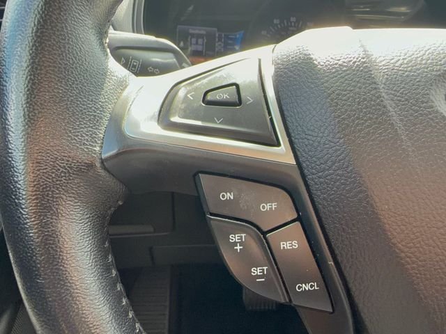 Used 2023 Blue Ford SEL image 18