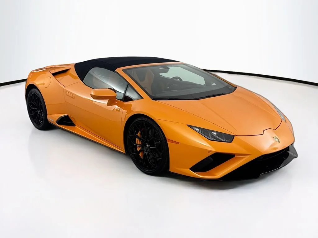 Used 2020 Arancio Borealis Pearl Lamborghini  image 36