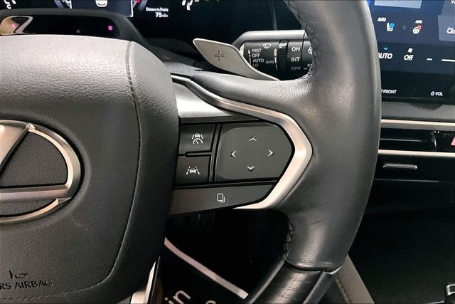 Used 2023 White Lexus 350 Luxury image 11