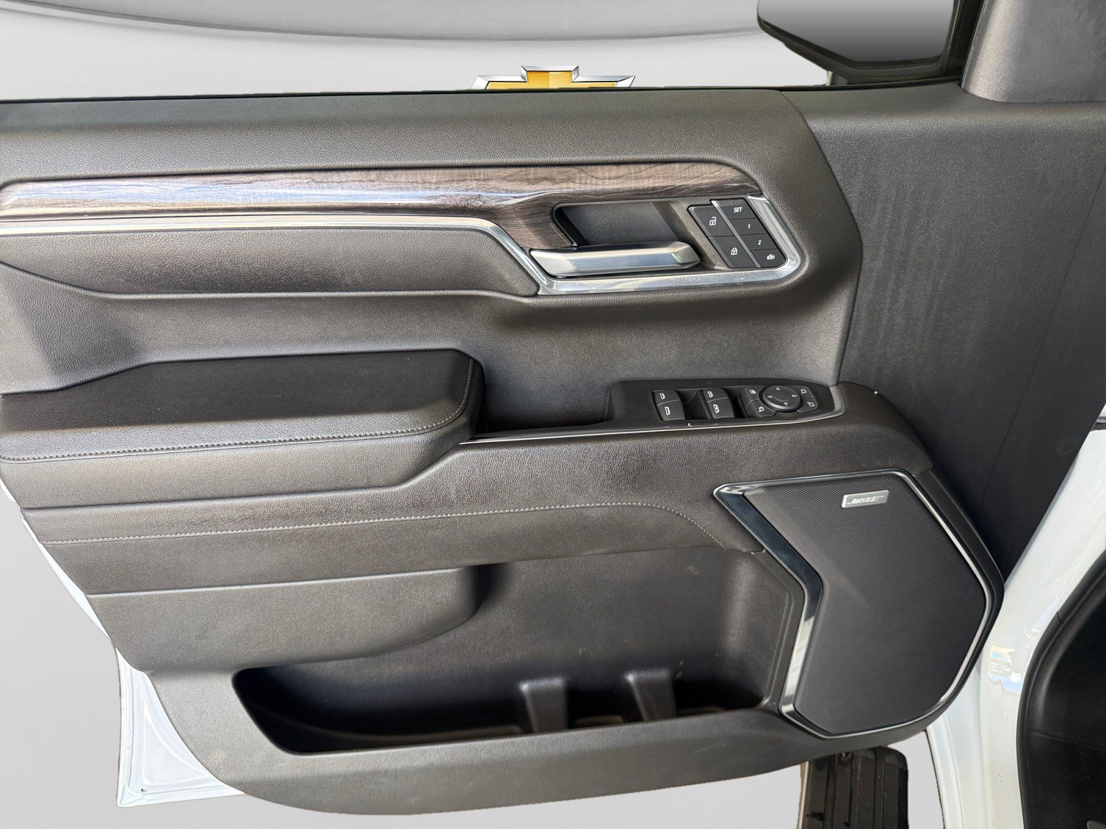 2023 Chevrolet Silverado 1500 LTZ - Photo 10