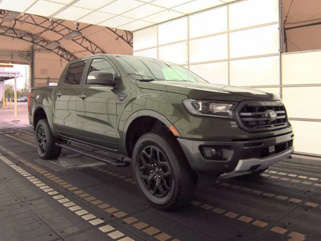 Used 2023 Green Ford Lariat image 4