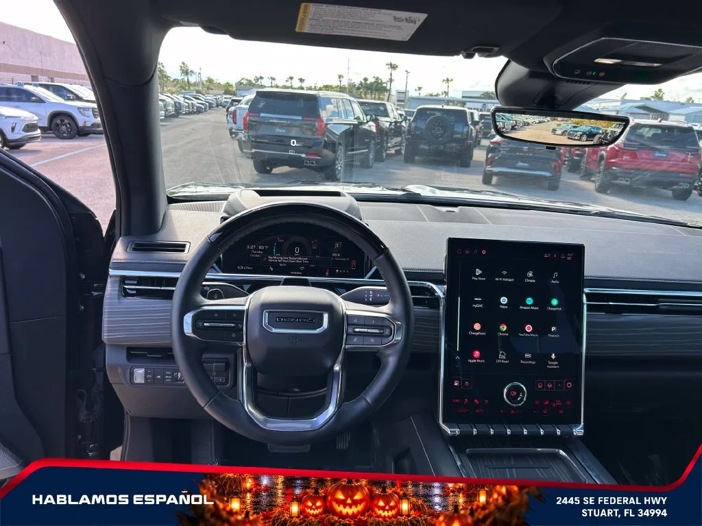 Used 2025 Onyx Black GMC Extended Range Denali image 31