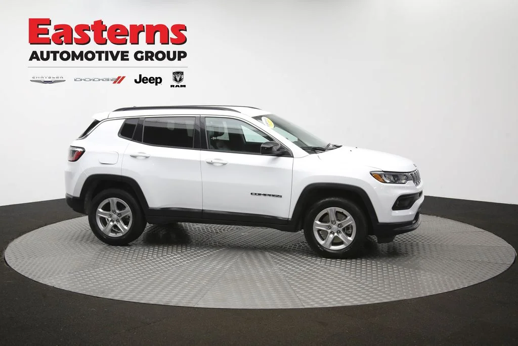 Certified Used 2024 White Jeep Latitude image 45