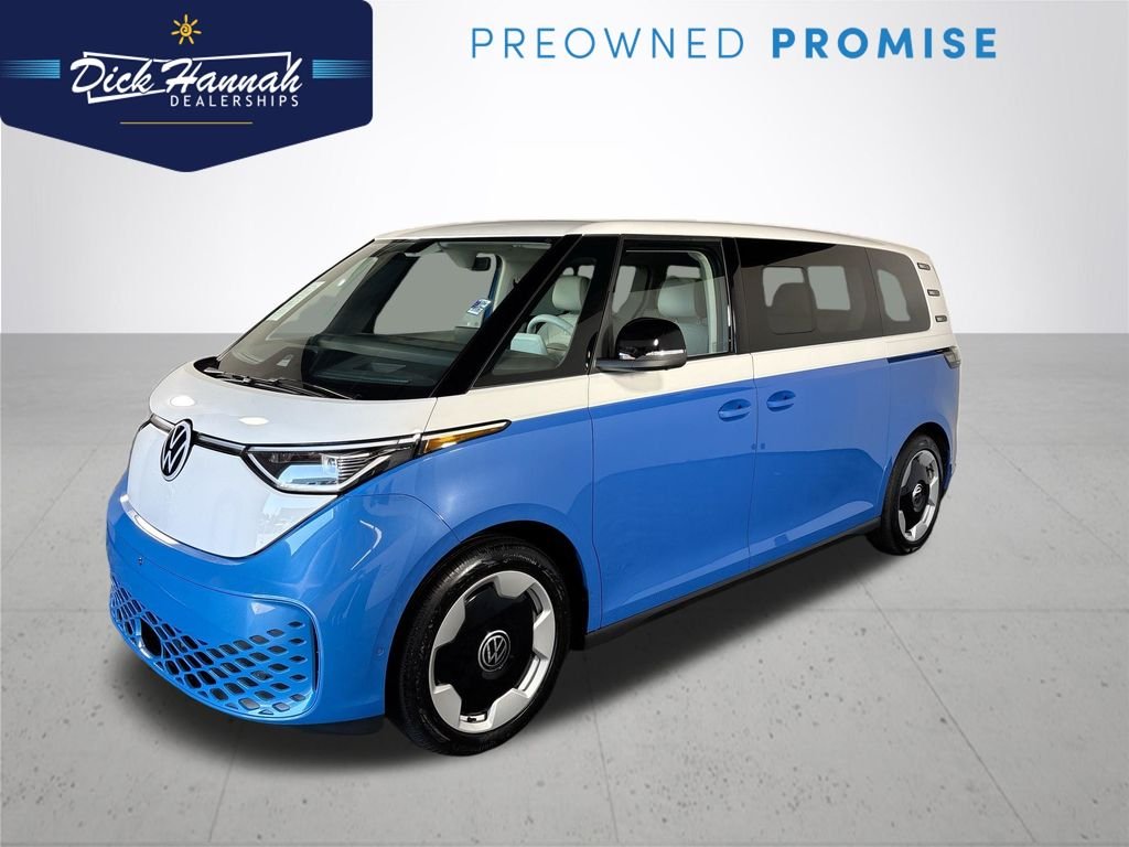 2025 Volkswagen ID. Buzz Pro S Plus Two-Tone's photo