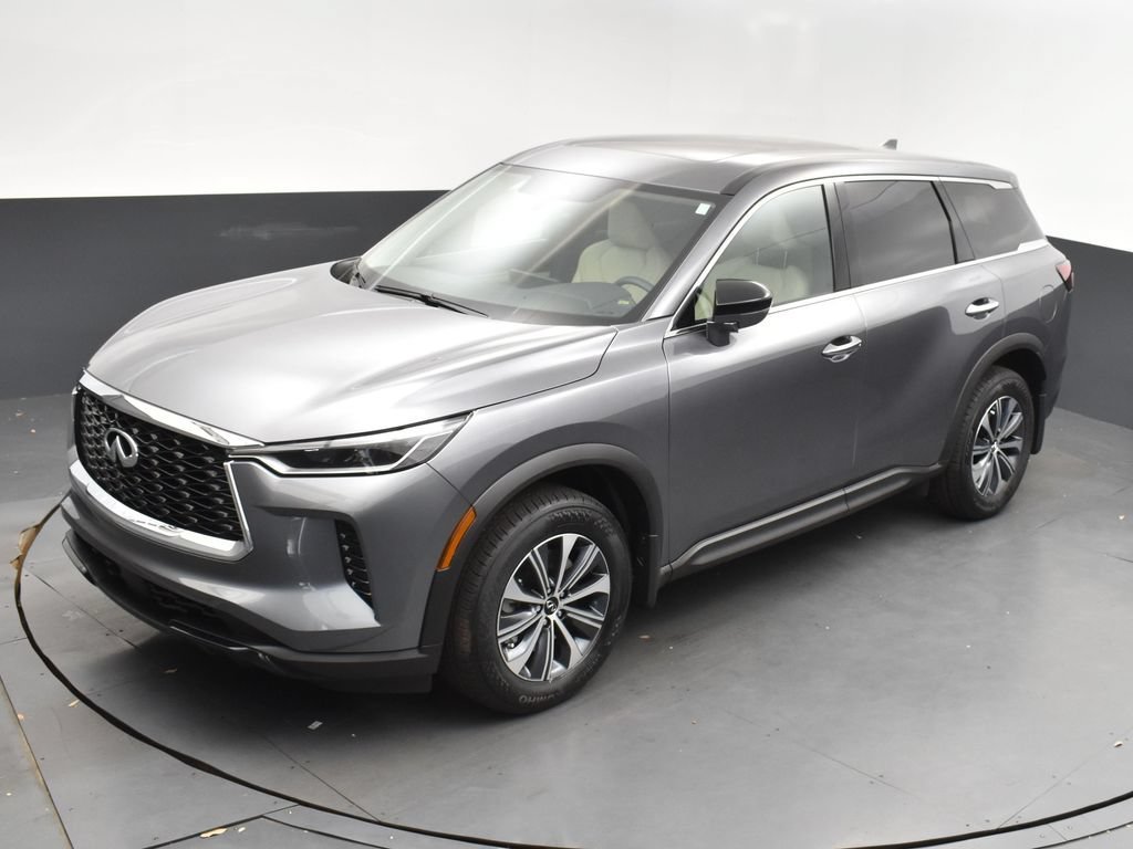 Certified Used 2025 Gray INFINITI PURE image 31