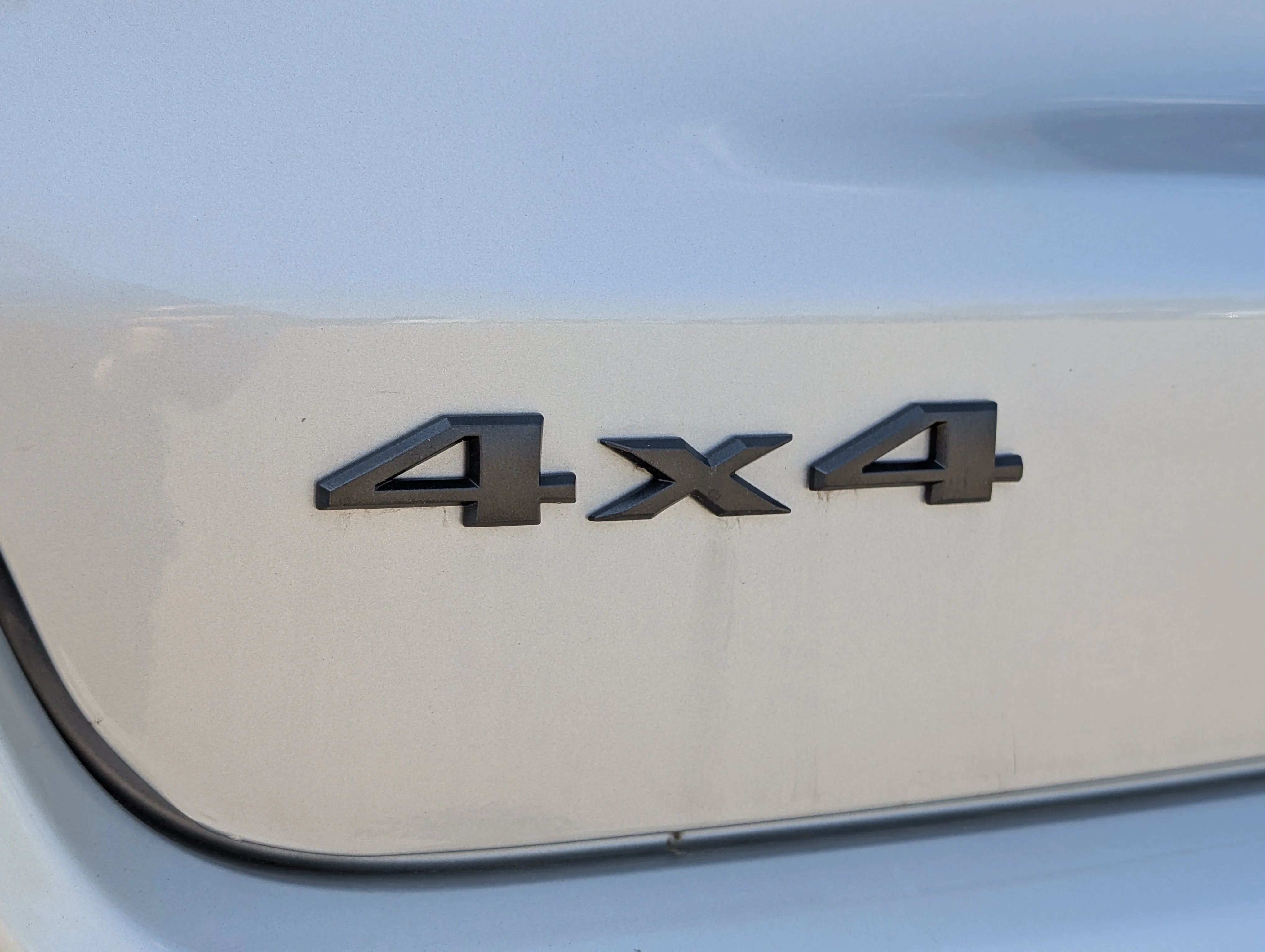 New 2026 Silver Zynith Metallic Jeep North image 15