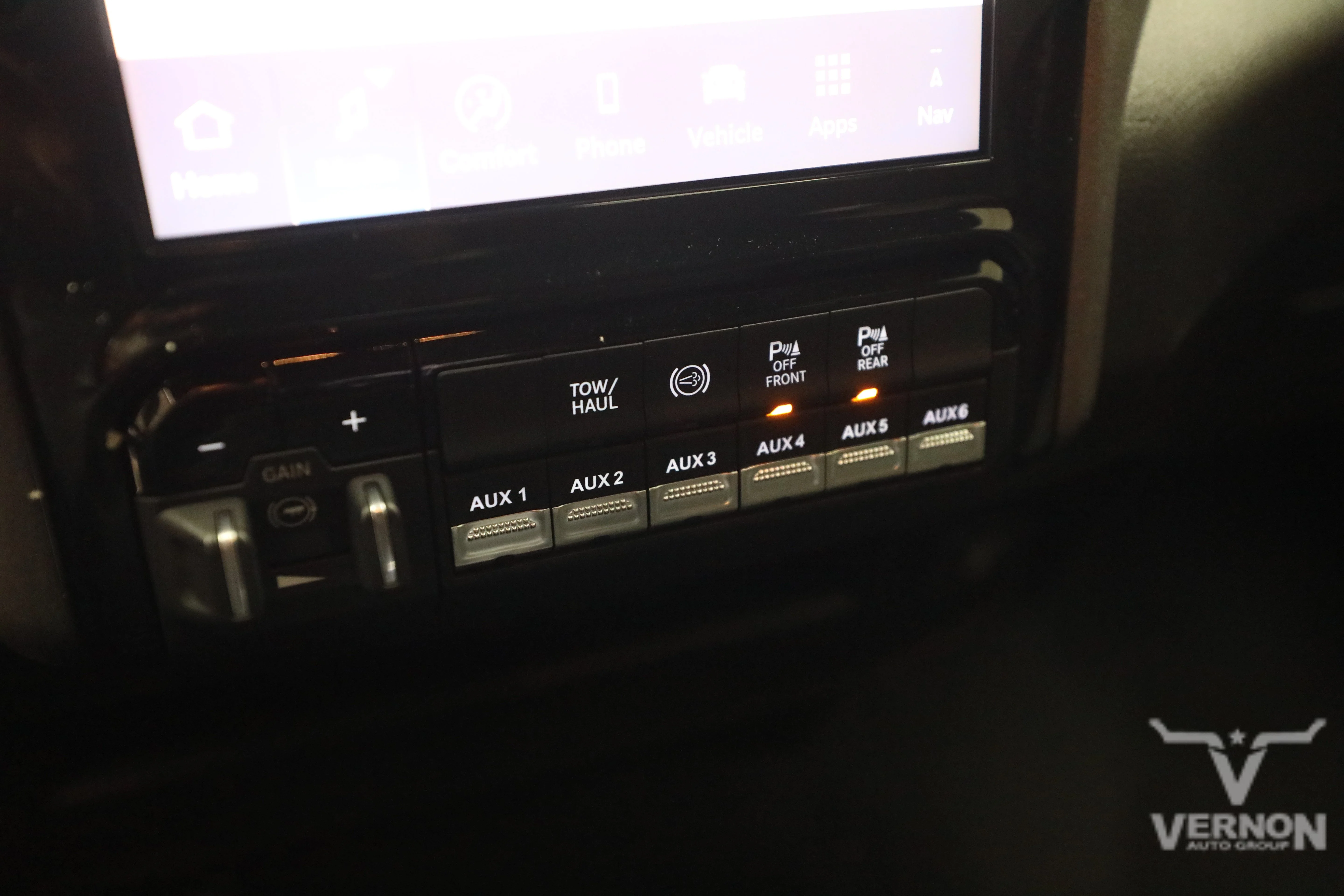New 2026 Ram 2500 Black Express Crew Cab 4x4