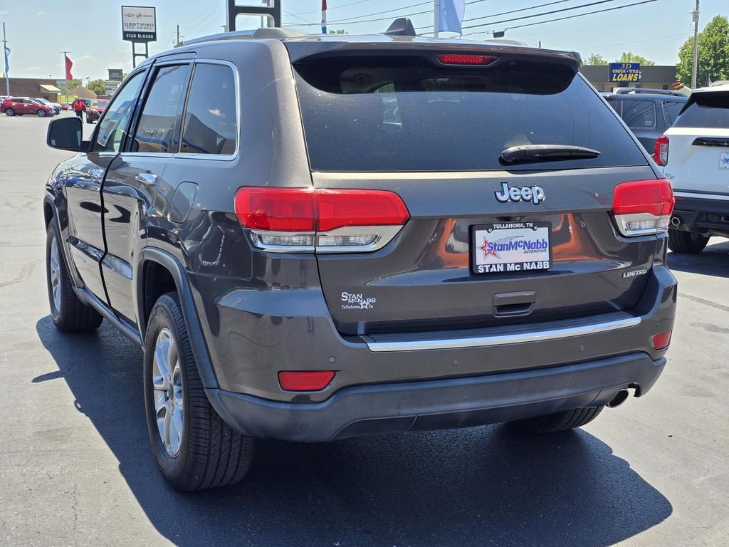 Used 2015 Granite Crystal Metallic Clearcoat Jeep Limited image 7