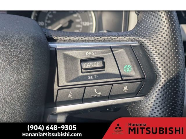 Used 2025 Red Mitsubishi SE image 27