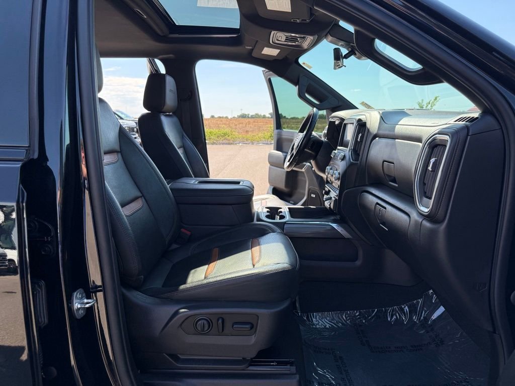 Used 2021 Onyx Black GMC AT4 image 19