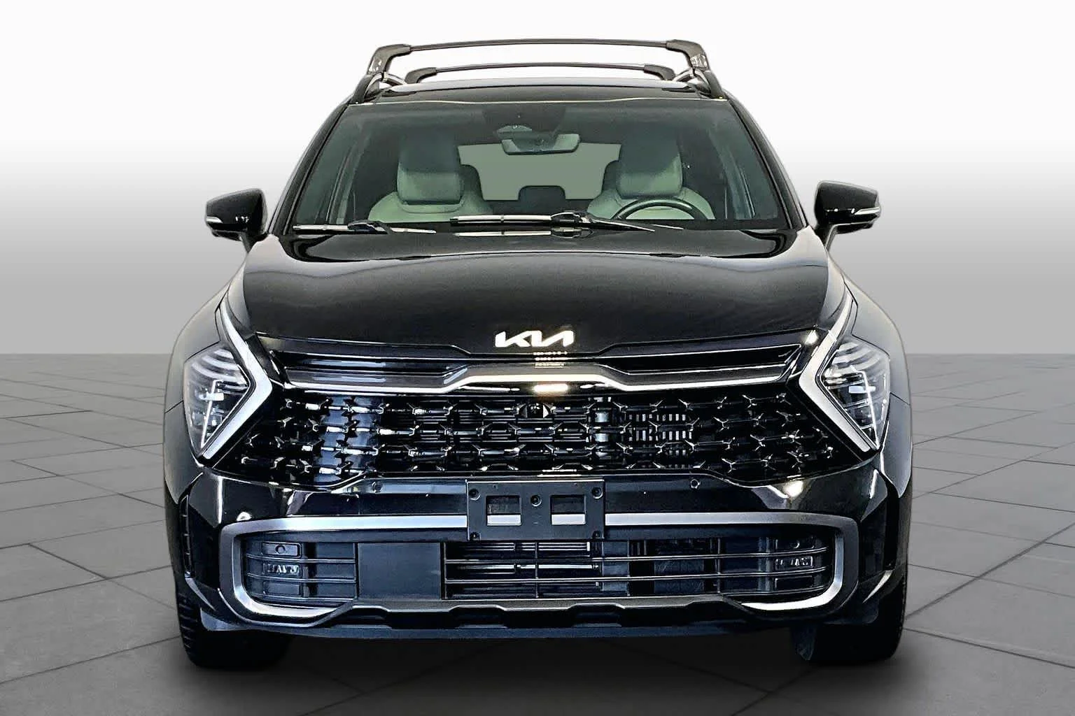 Used 2023 Fusion Black Kia X-Line Prestige image 4