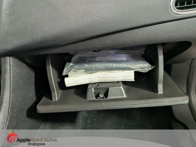 Used 2012 White Chrysler Touring image 30